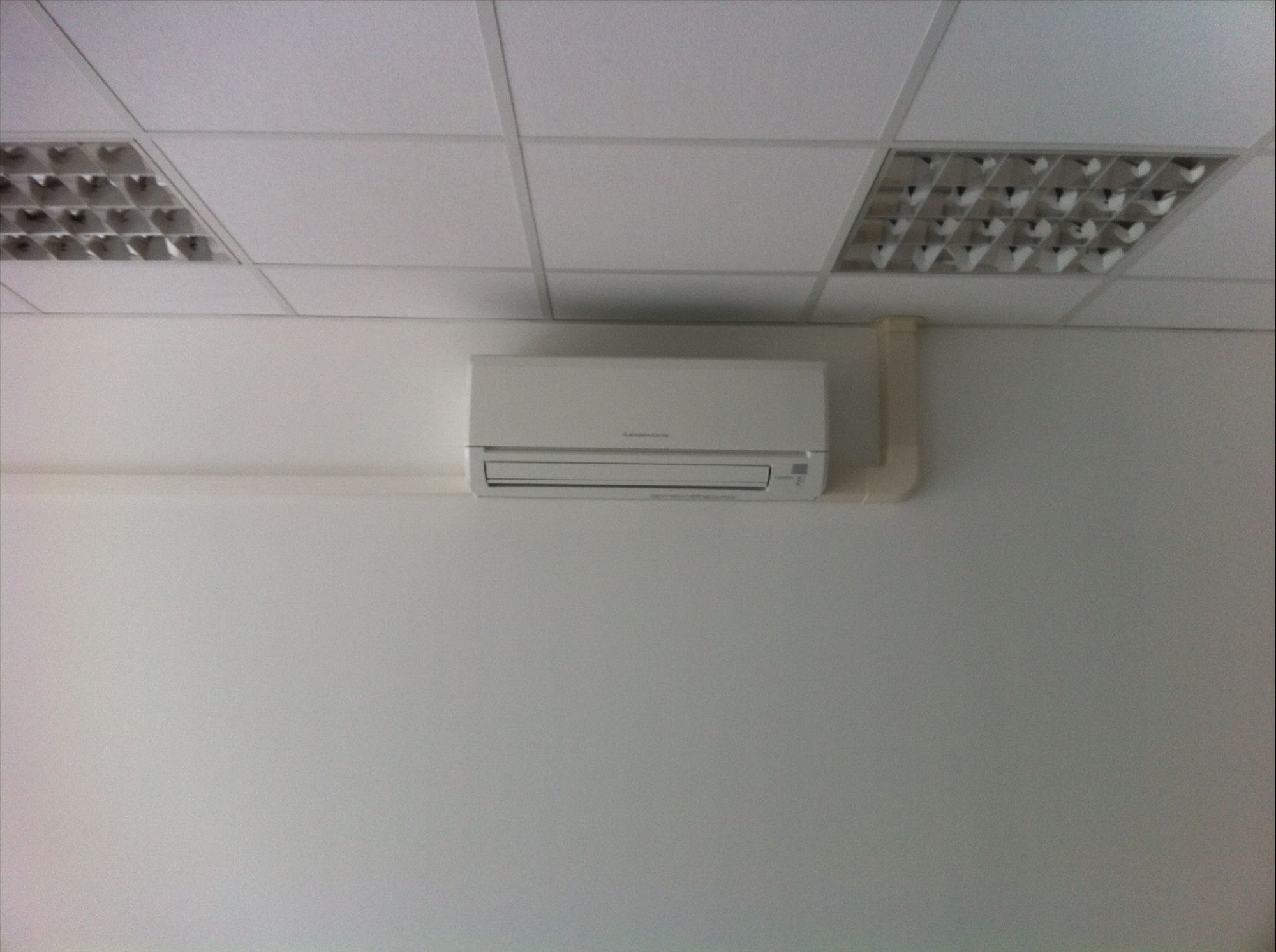 Création et rénovation complète de salle de bains et cuisine  L'Isle-sur-la-Sorgue 84054