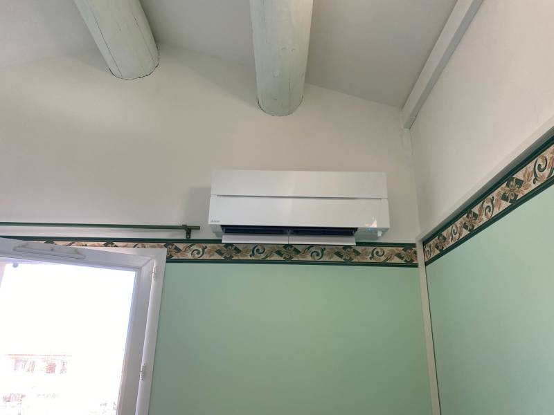 Showroom Climatisation Réversible Design Mitsubishi Electric Salon de Provence 13300