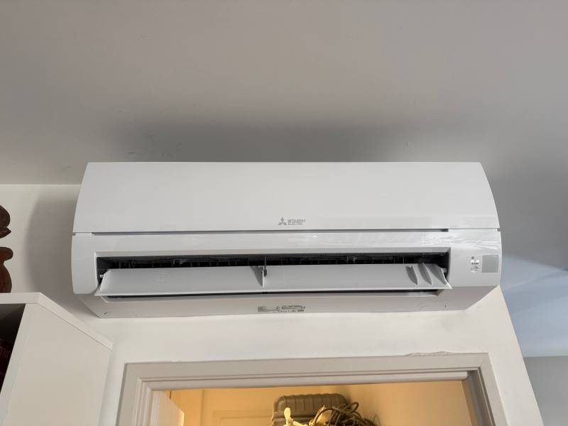 Installation Climatisation réversible Mitsubishi Electric à Gordes 84220